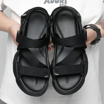 Kínai-tett vezetés szandál férfi 2023 nyári férfi hord csúszásmentes strand cipő fekete divat alkalmi szandál férfi